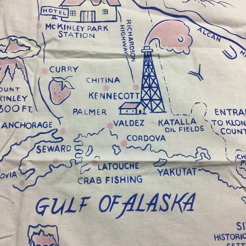 Vintage Alaska state 1950s MCM cotton tablecloth